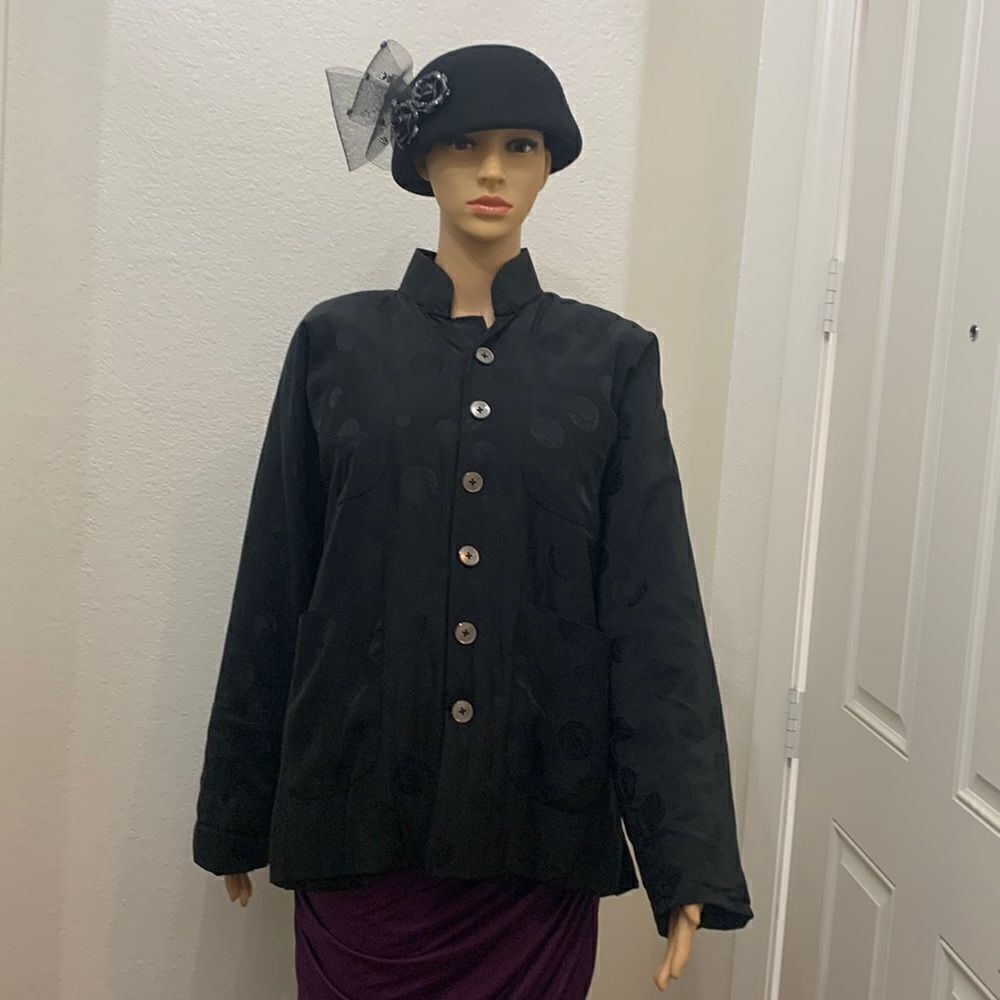 Peony Brand 100% Silk Black Medium Woman’s Asian Oriental Jacket Snap Closure